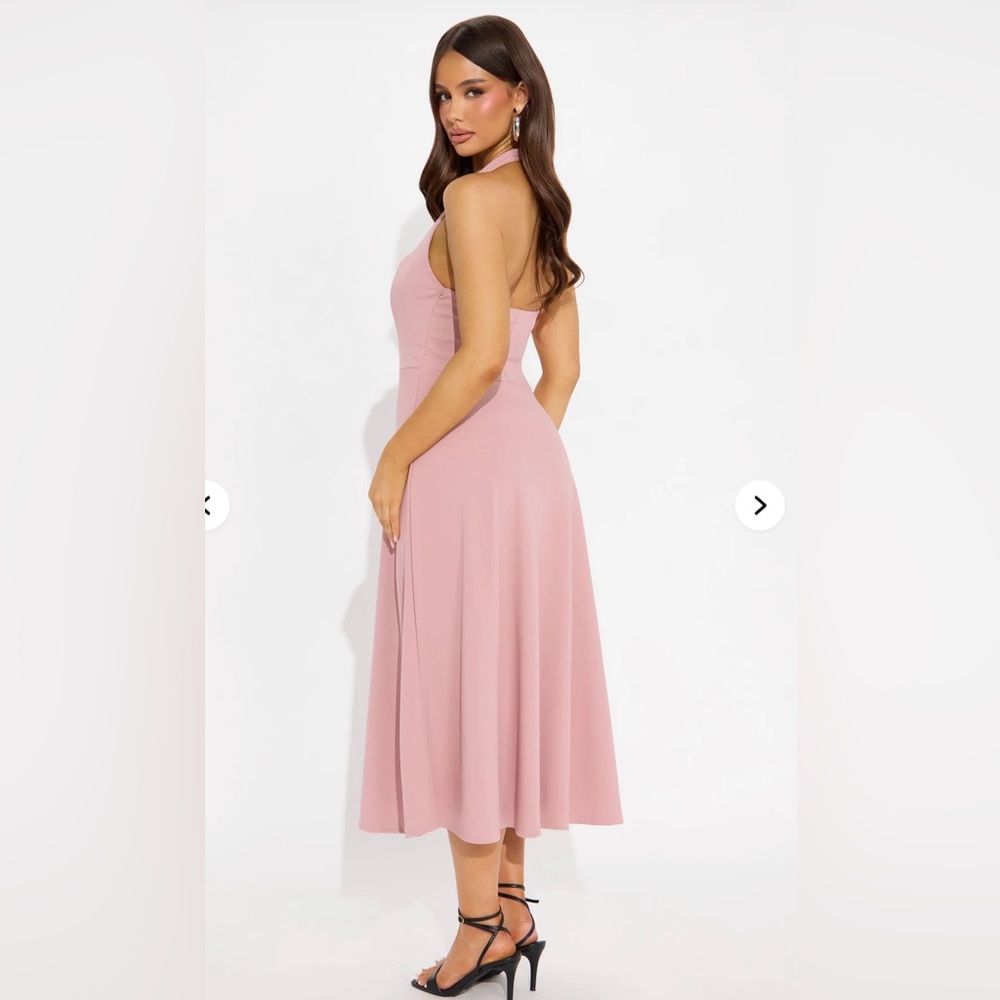 Fashion Nova Alena Halter Midi Dress never worn net size medium